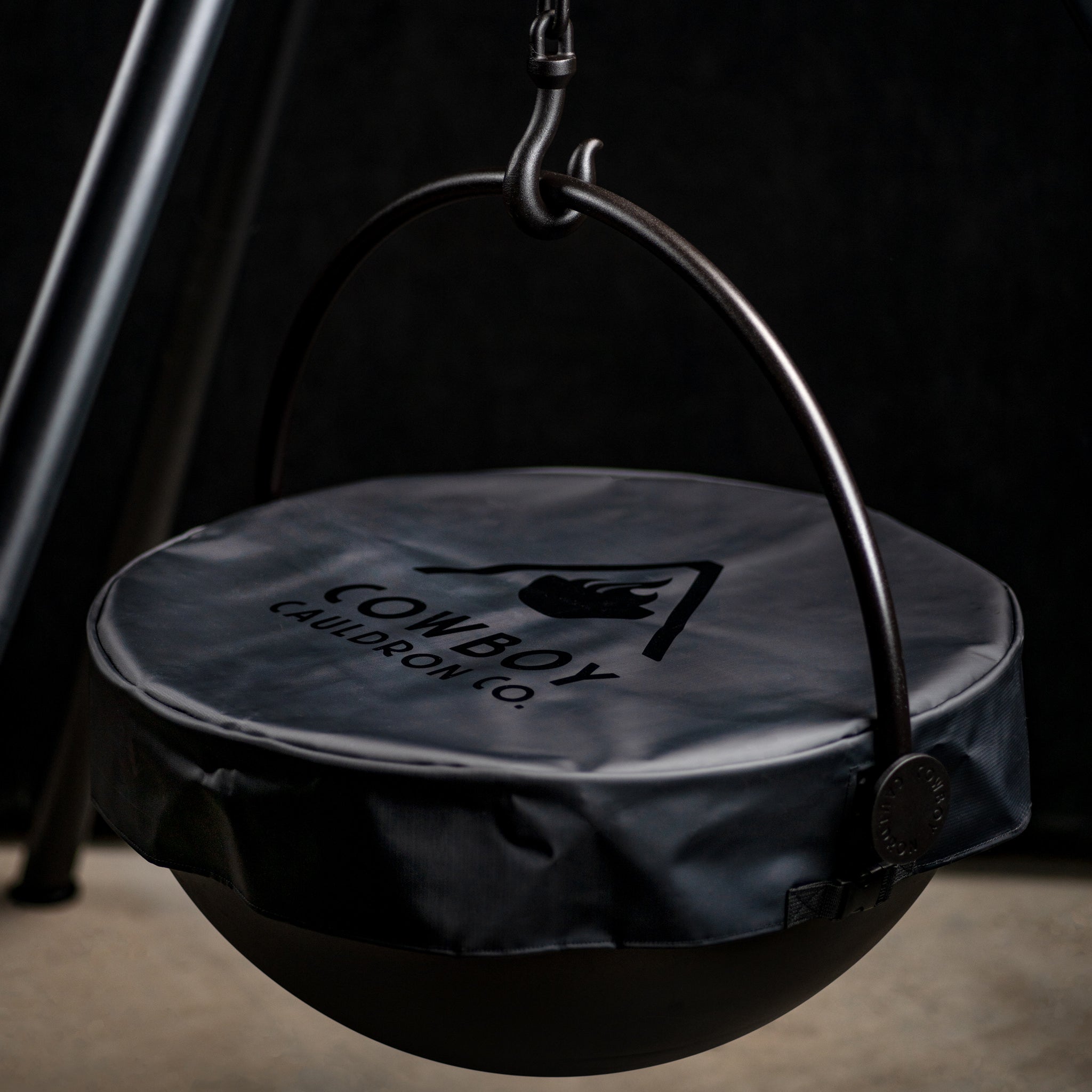 THE DUDE® - 35lbs, 24-Inch Diameter Hanging Fire Pit and Grill